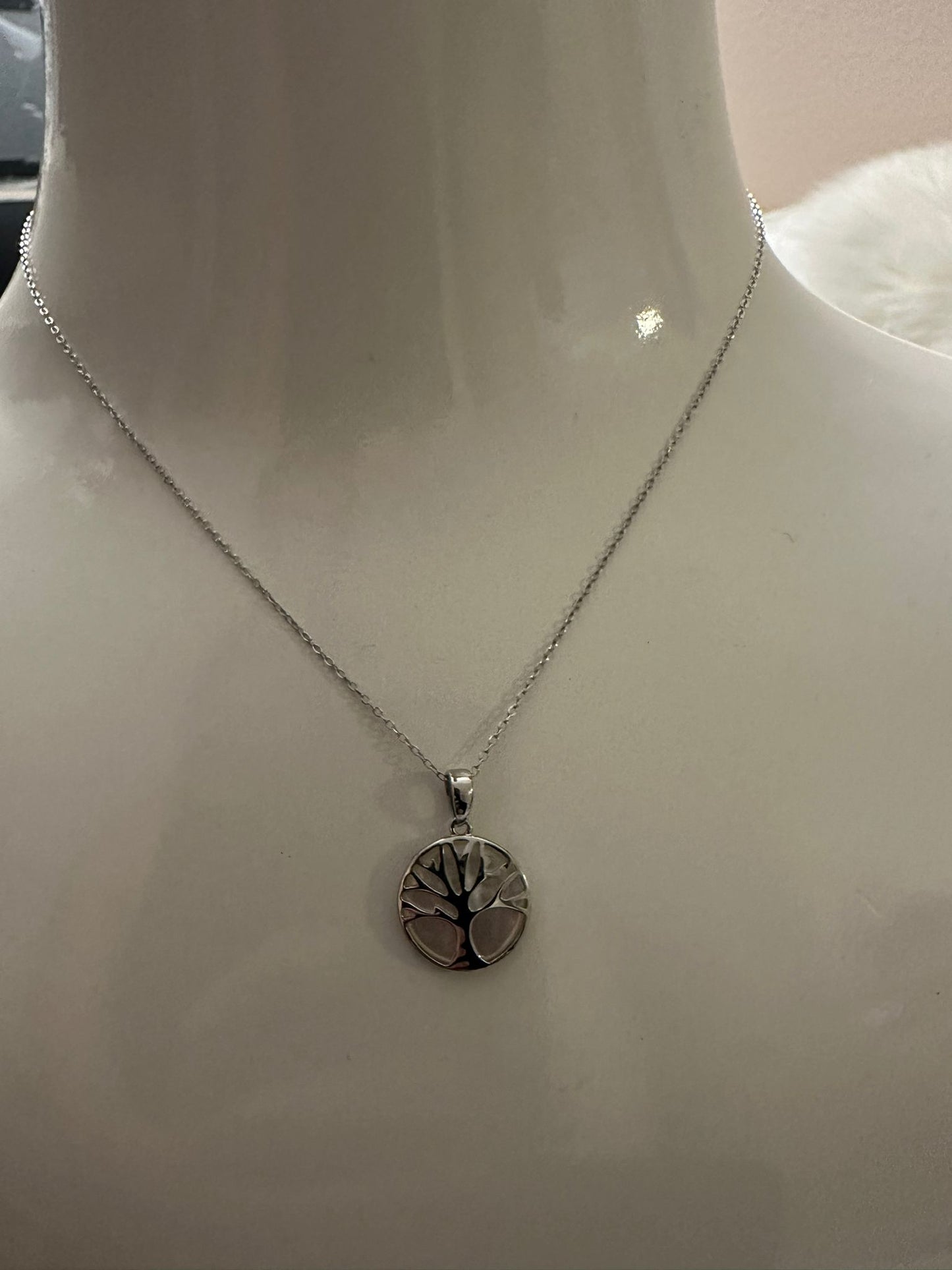 Fig tree silver necklace